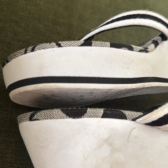 Coach Y2K Felicite Wedge Sandals Size 7.5 - Picture 5 of 13